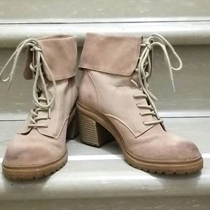 Ankle boots